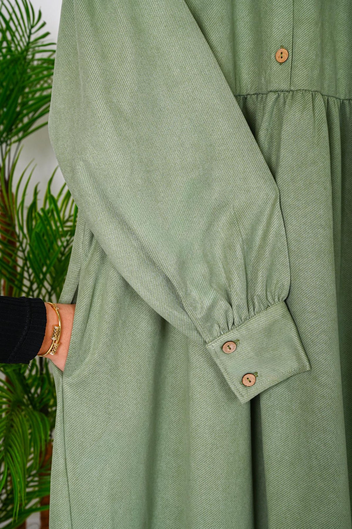 نَسمة - ABAYA MOOD
